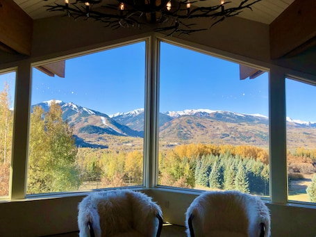 Interior. Chic Luxury Red Mountain Home | Panoramic Views