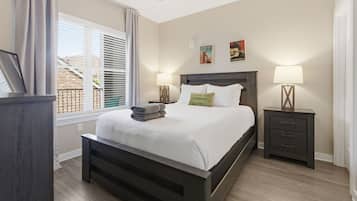 2 bedrooms, desk, iron/ironing board, travel crib