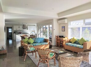 Smart TV, printers - Matapouri Park Paradise (Matapouri)