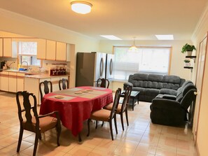 Interior - Near Pearson Airport Master Room with Two queen Bed Private Bathroom-Rm 201 (Etobicoke)