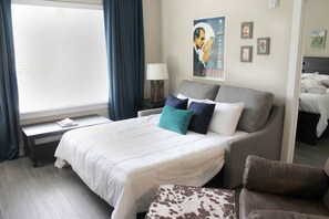 2 bedrooms, desk, iron/ironing board, travel cot