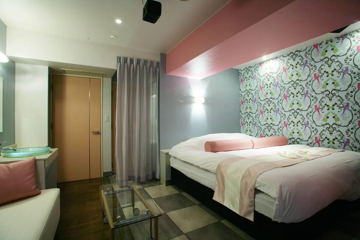 Habitación doble económica (A) | Wifi gratis y ropa de cama