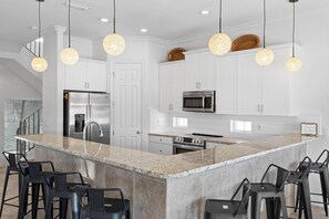 Dishwasher, dining tables - Paradise Villa - Gulf Views, Private + Community Pools, Easy Beach Access! (Miramar Beach)