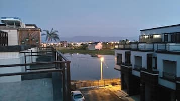 Quang cảnh từ phòng