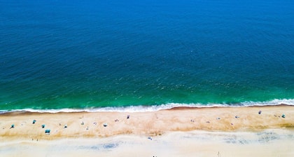 Sea Colony 1st Fl condo, hear the Ocean. Walk out balcony to the pools and beach
