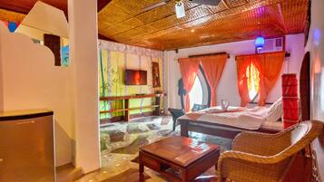 Deluxe Family Room | Minibar, in-room safe, free WiFi