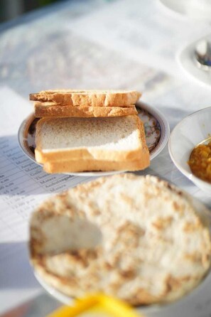 Tägliches inbegriffenes englisches Frühstück