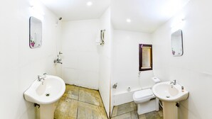 Shower - OYO 29943 EGC 3 BHK Deluxe (Ambalapuzha)