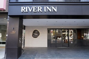 Exterior - River inn Station (Kaohsiung)