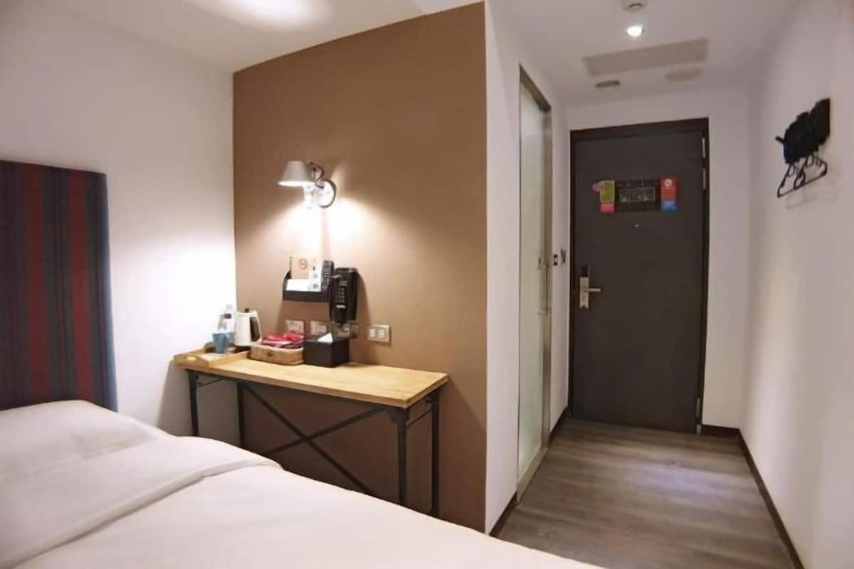 Down duvets, blackout curtains, free WiFi, bed sheets