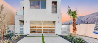 Henkeäsalpaavat vuoristomaisemat Luxury w / Pool & Spa