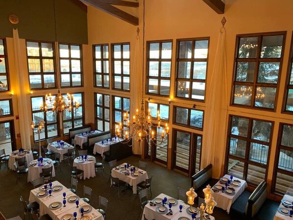 Dining - Lovely Studio with Pond and Mountain Views! (Granby)