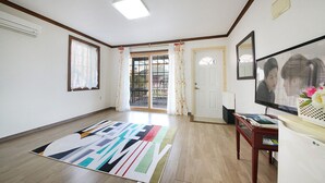 Room (Rosemary)