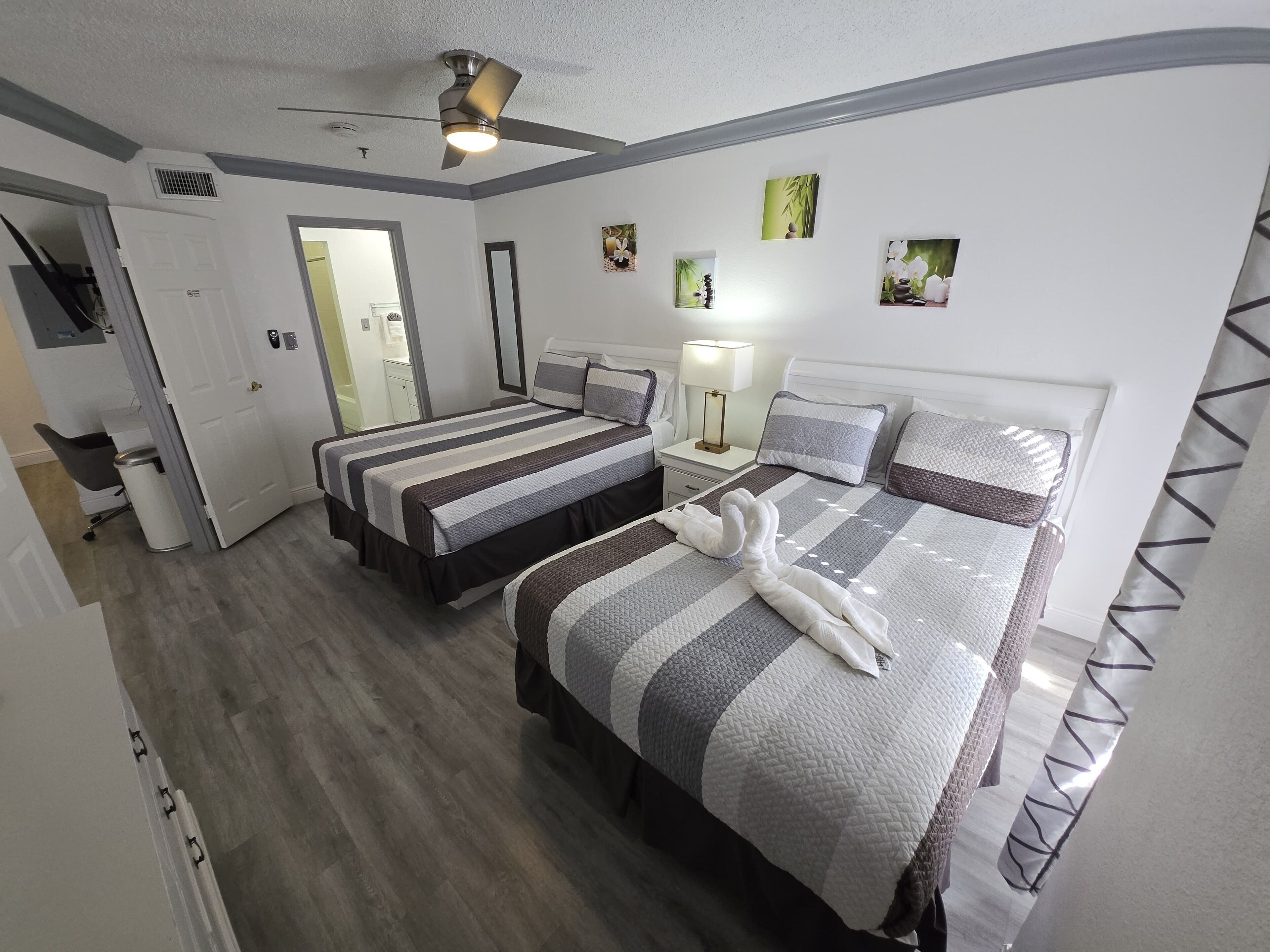 1 bedroom, desk, iron/ironing board, travel cot