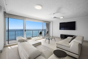 Premium Two-Bedroom Apartment with Ocean View | Living area | 42-inch Smart TV with digital channels, TV, Netflix - Peninsula Resort - Private Apartments (Surfers Paradise)