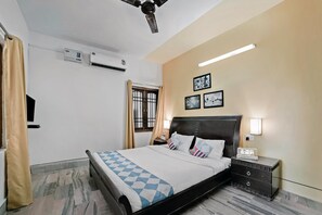 Room - OYO 30104 Artistic Stay Near Barmunda Bus Stand (Bhubaneshwar)