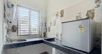 OYO 30660 Elegant 1bhk Bhubaneswar Station