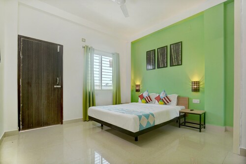 OYO 30660 Elegant 1bhk Bhubaneswar Station