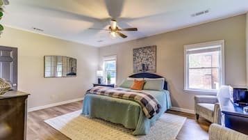 1 bedroom, iron/ironing board, internet, bed sheets