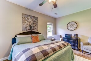 1 bedroom, iron/ironing board, Internet, bed sheets