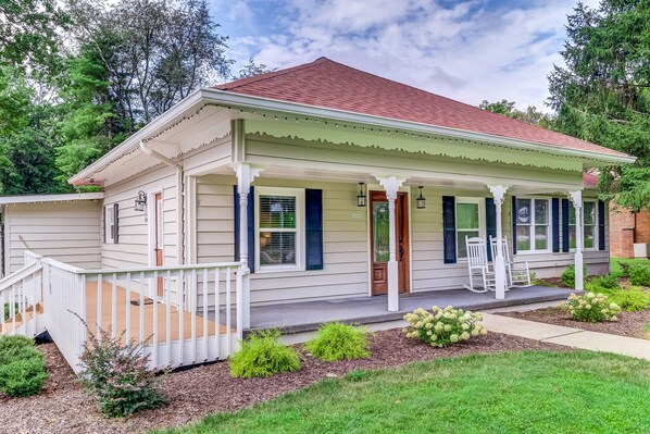 Exterior - Suite in the Heart of Helen w/Free WiFi & a Short Walk to Sites & Hiking Trails (Helen)