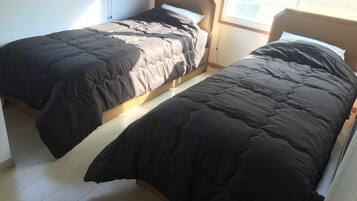 スタンダード ツインルーム | セーフティボックス (室内)、WiFi (無料)