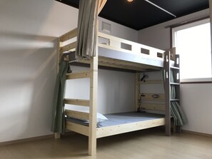 Shared Dormitory, Women only | In-room safe, free WiFi - Sapporo Guest House Anne - Hostel (Sapporo)