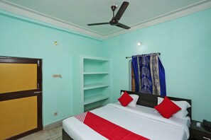 Room - OYO 36704 Hotel Madison (Bhubaneshwar)