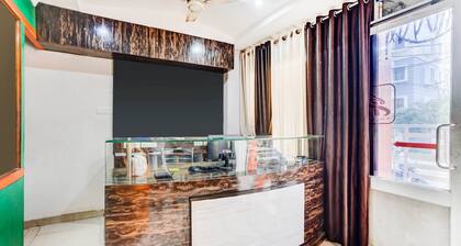 OYO 64161 Home Hotel Daaven