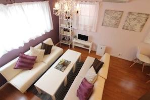 บ้านพัก, 3 ห้องนอน | ห้องนั่งเล่น | ทีวีจอแบน