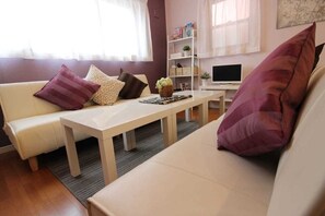 Huis, 3 slaapkamers | Woonkamer | Flatscreentelevisie