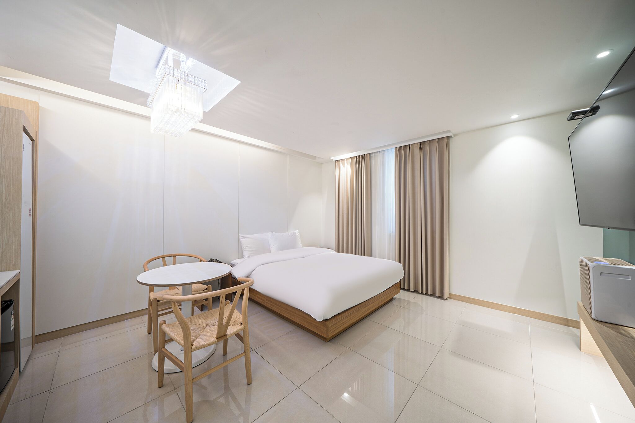 deluxe room | desk, soundproofing, free wifi