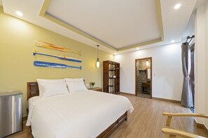 Minibaari, yksilöllisesti sisustettu, yksilöllisesti kalustettu