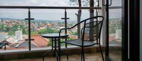 Deluxe Room | Balcony