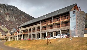 Bagian depan properti