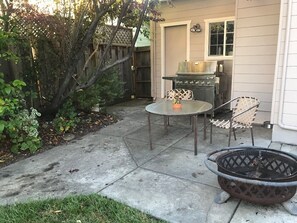 Terrace/patio - Casa De Brian - Spacious home with large back yard (Santa Cruz)