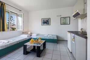 Zimmersafe, Bügeleisen/Bügelbrett, WLAN, Bettwäsche