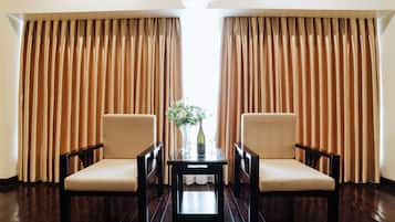 Deluxe Twin Room, 2 Queen Beds, City View | Minibar, desk, laptop workspace, free WiFi
