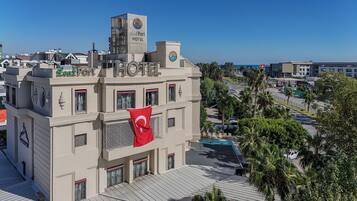 Fachada de la propiedad