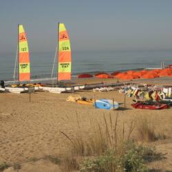 Private beach, white sand, free beach shuttle, sun-loungers