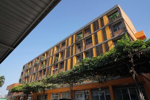 Reka bentuk bangunan