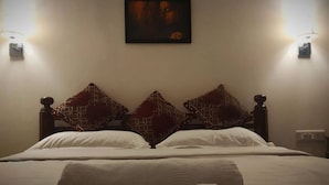 3 عدّة غرف نوم وخدمة الإنترنت
