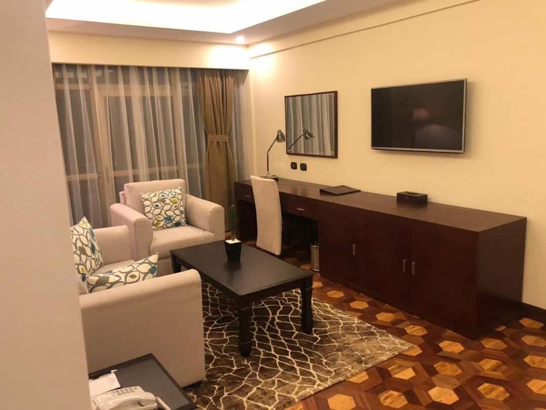 43-inch LED TV with cable channels, TV