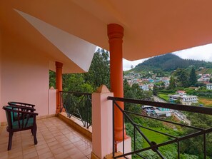 Superior Room, Balcony, Valley View | Balcony - The Byke Sunshine Grand (Ootacamund)