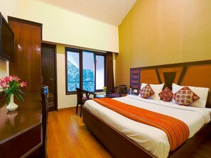 Premium Room, Balcony | Iron/ironing board, bed sheets - The Byke Sunshine Grand (Ootacamund)