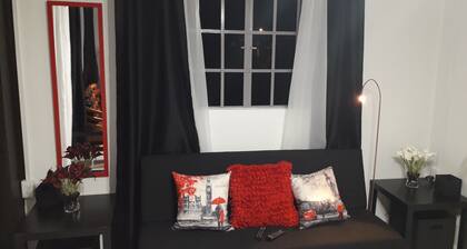 Close to Carnival & POS activities! Secure 1 bdr apt, mins from Port of Spain