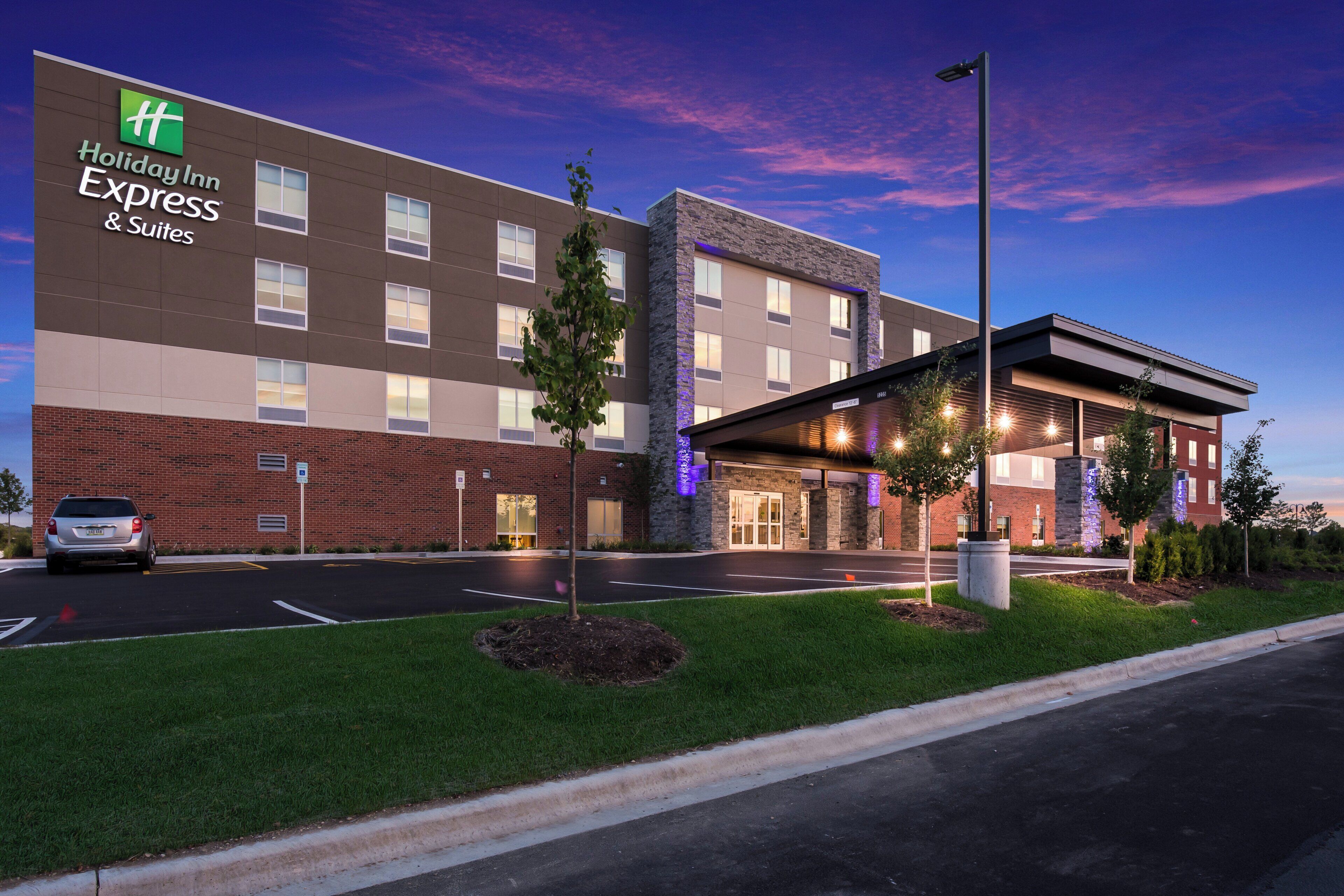 Foto - Holiday Inn Express & Suites Chicago - Hoffman Estates by IHG