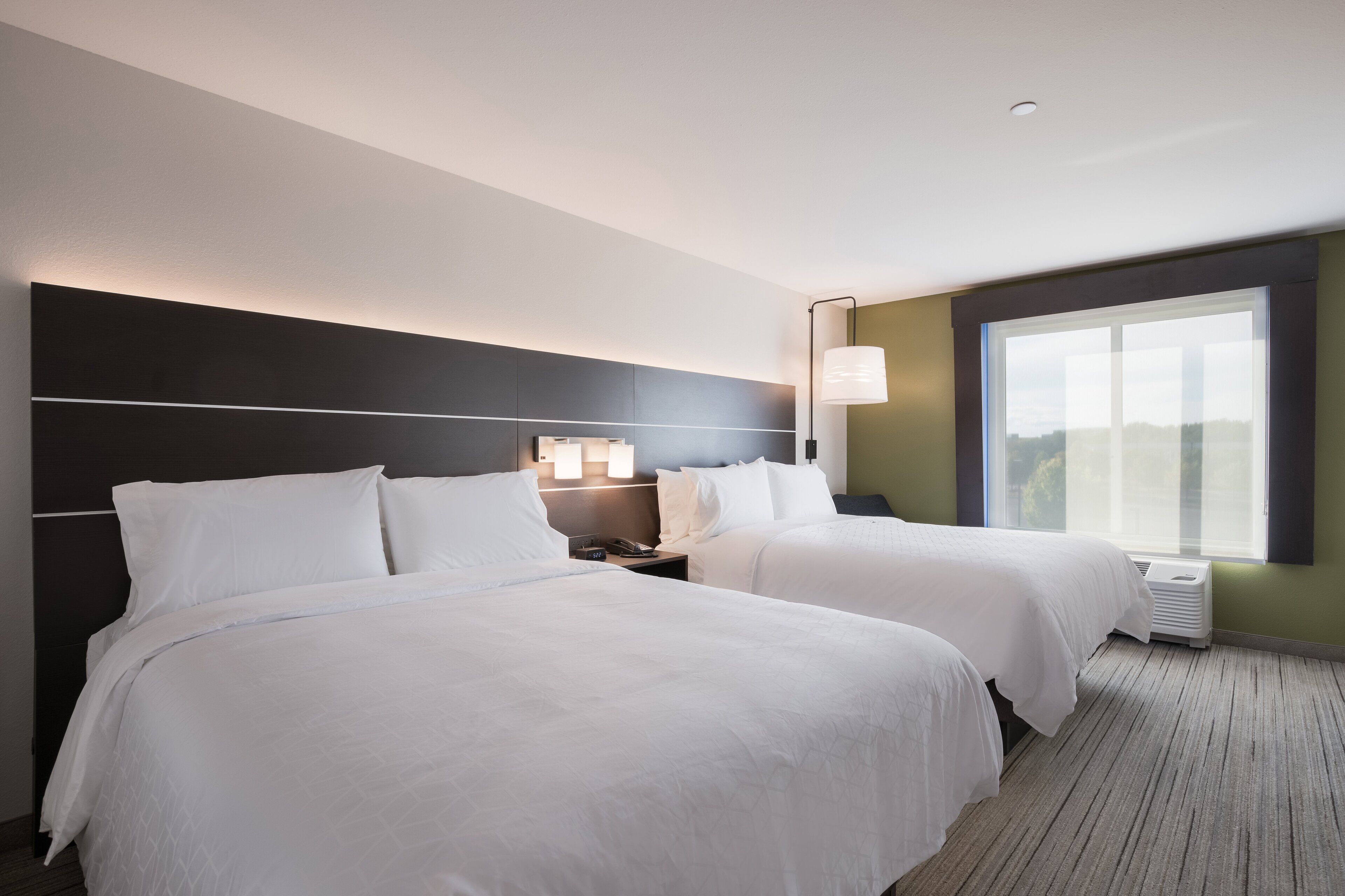 in-room safe, desk, laptop workspace, blackout curtains