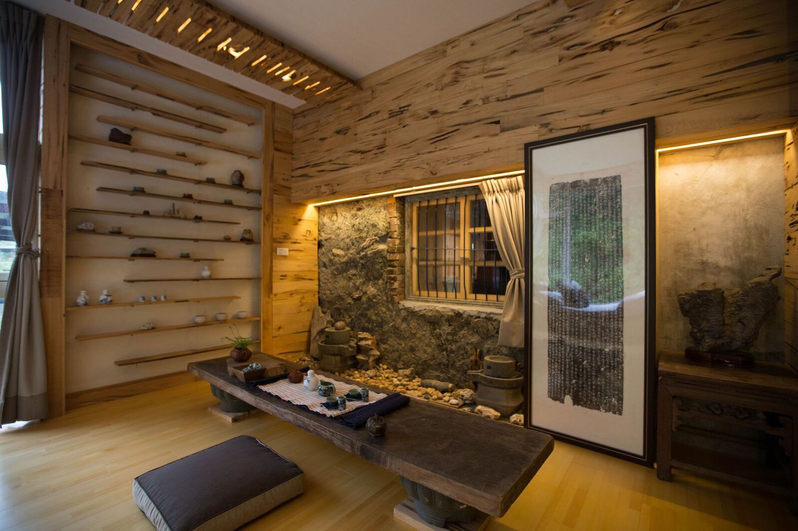 Classic Room, Private Bathroom | Down comforters, individually decorated, individually furnished