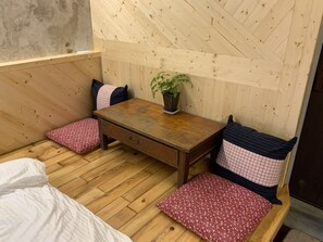 Familie tweepersoonskamer, privébadkamer | Woonruimte